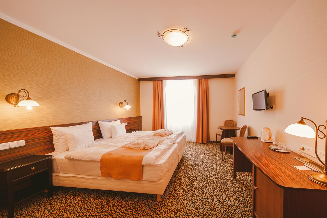 Park Hotel Hévíz מראה חיצוני תמונה