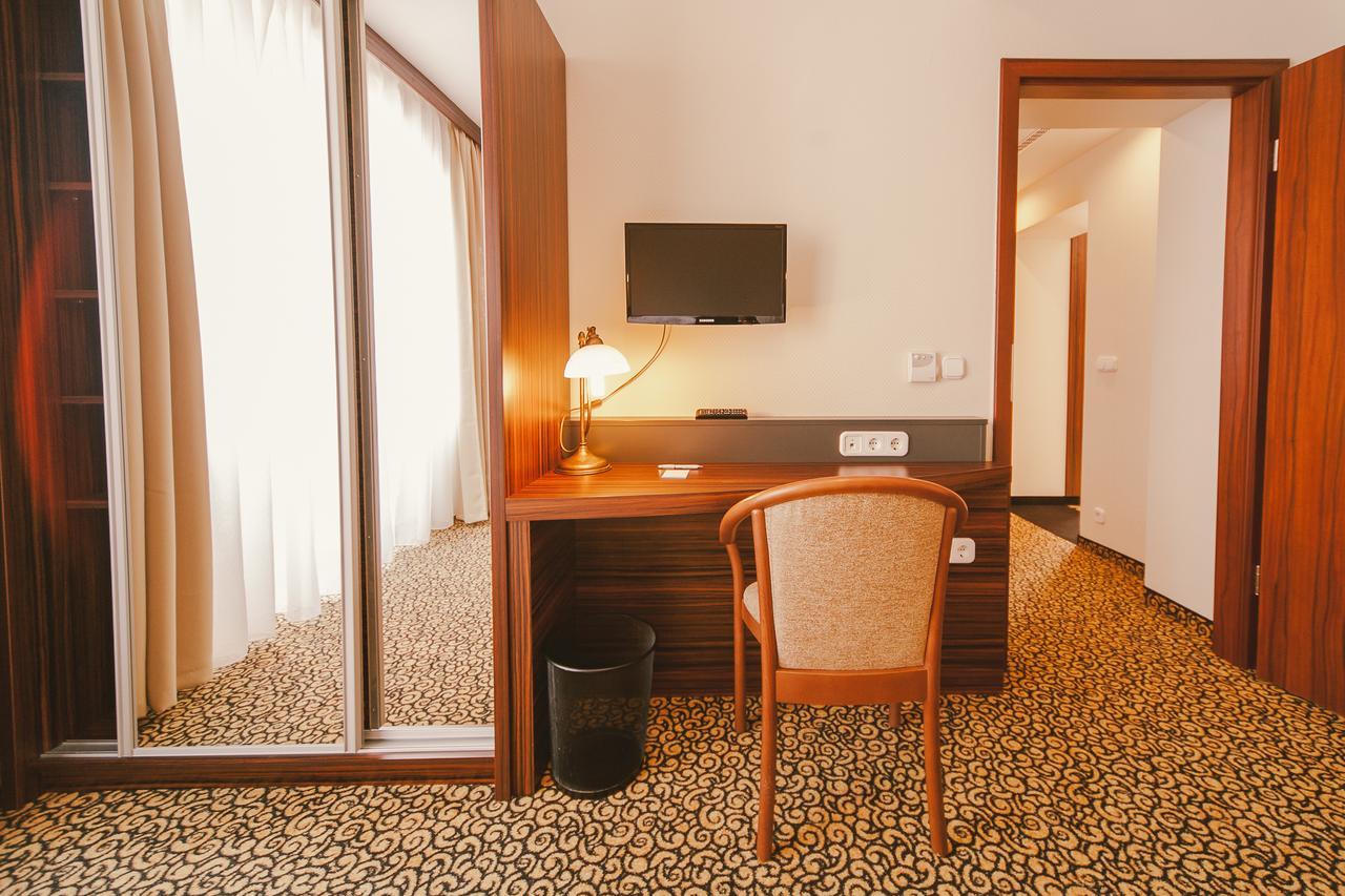 Park Hotel Hévíz מראה חיצוני תמונה